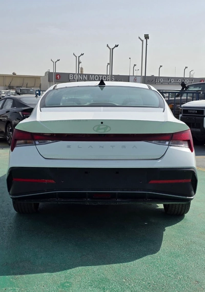HYUNDAI ELANTRA 2.0L PETROL GCC 2026 – FULL OPTION-5