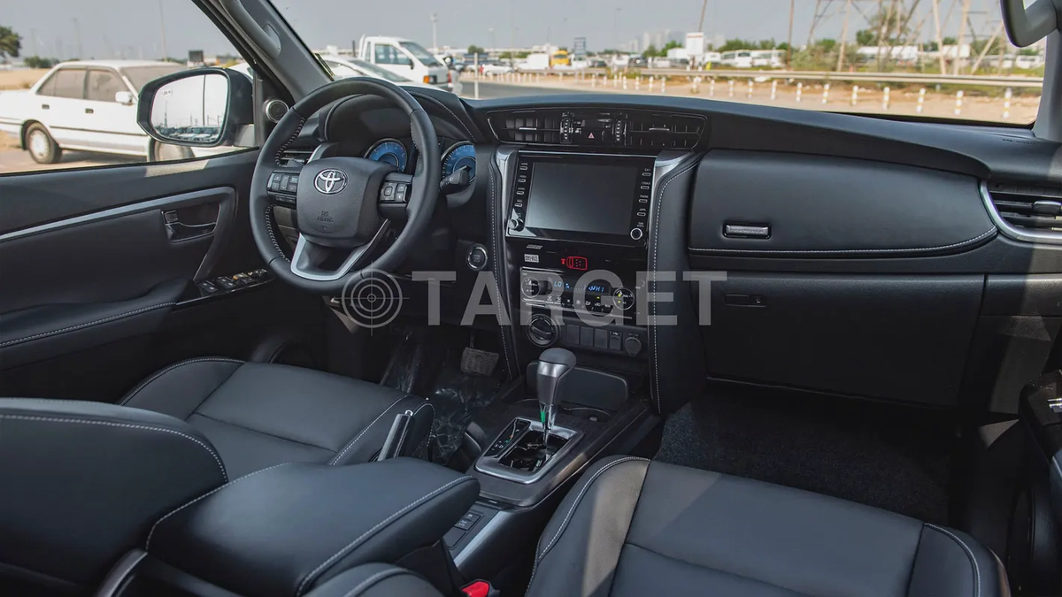 Toyota Fortuner 2026 - European Specs -2.4 Diesel Brand New-11-11