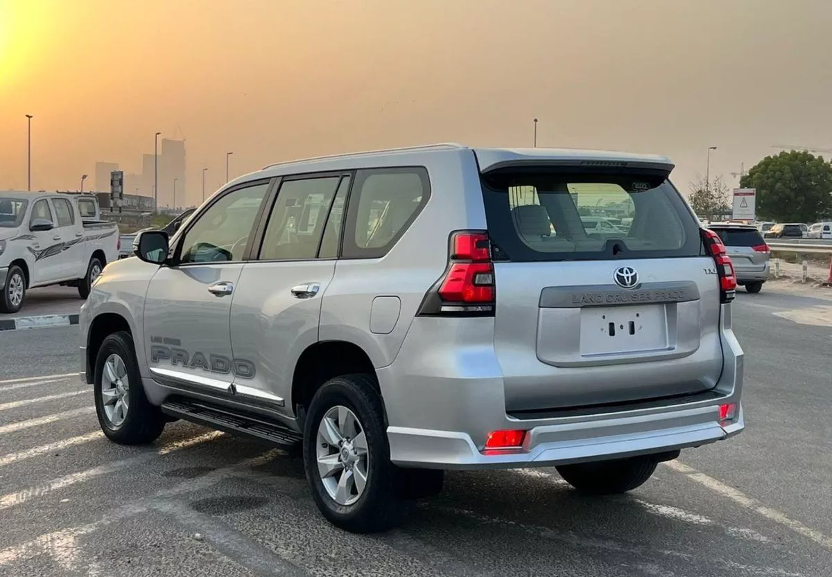Toyota Prado  2022  Toyota Prado TXL 2.7L V4- AWD 4x4 - No Accedent -  - Rear Sensor --3-0
