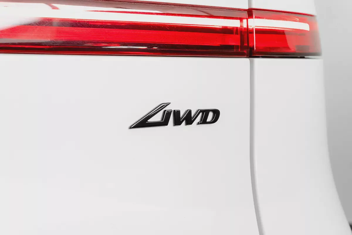 3,558 / 60 months | 0% DP | 2024 Genesis GV70 AWD 2.5L Premium / Genesis Warranty Service Contract-15-15