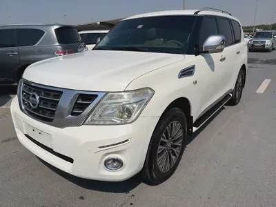 2013 Nissan Patrol SE GCC Specs fullopshin white color-1