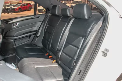 2014 Mercedes-Benz E-Class E 300 4MATIC Japanese Specs-18