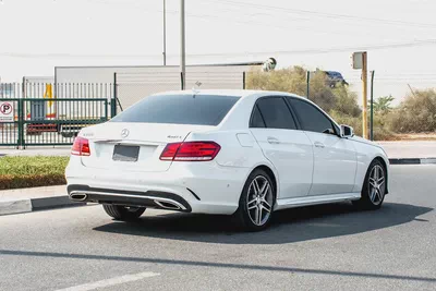 2014 Mercedes-Benz E-Class E 300 4MATIC Japanese Specs-7