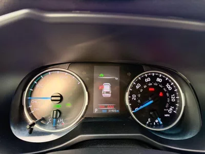 Toyota RAV4 XLE HEV Hybrid XLE 2.5L-10