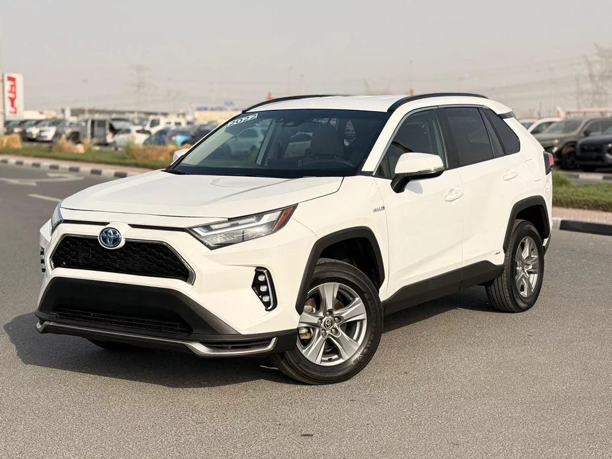 Toyota RAV4 XLE HEV Hybrid XLE 2.5L-12-0