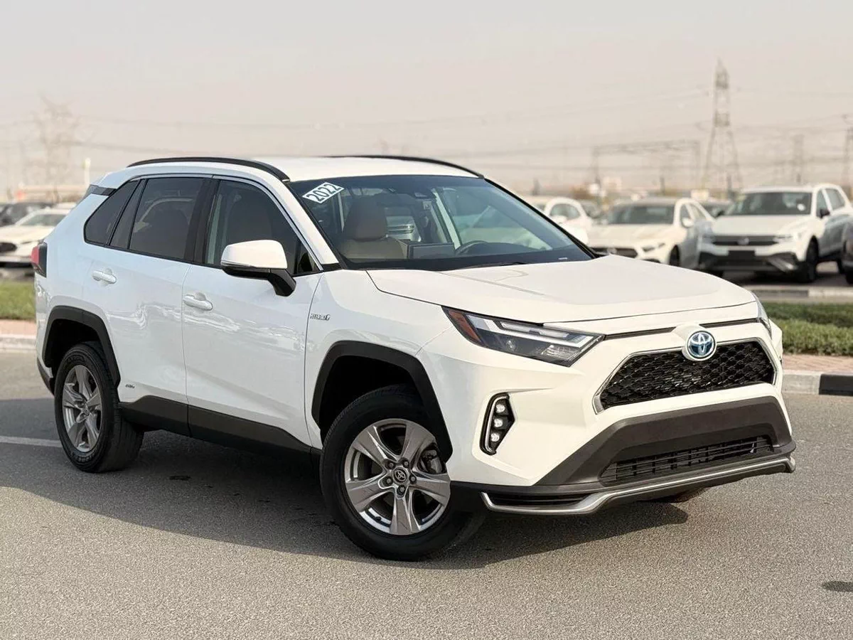 Toyota RAV4 XLE HEV Hybrid XLE 2.5L