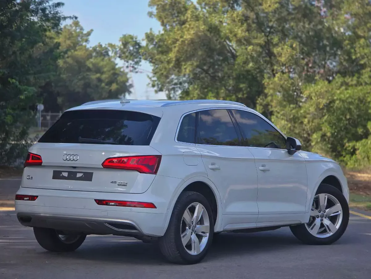 Audi Q5 45 TFSI Quattro 2020 - Korean Specs - Low Mileage-3-3