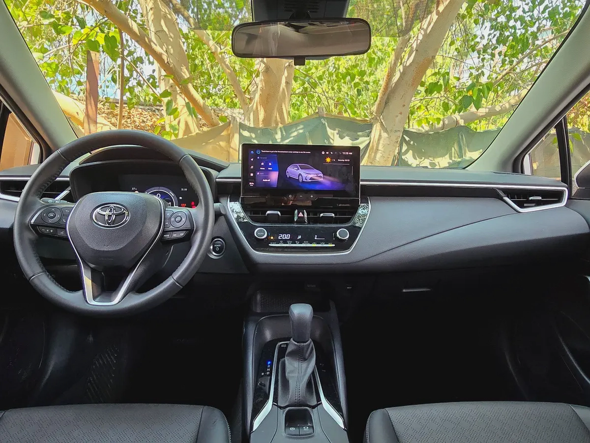 Toyota Corolla LE 2025 - Pristine Condition -  2 Years warranty 1,050 AED P/M-7-7