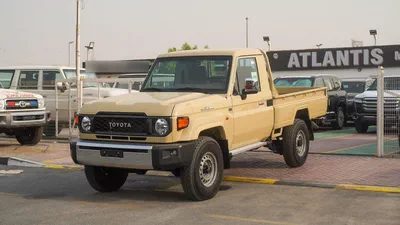 Toyota Land Cruiser Pick Up LX 4.0L V6 SINGLE CABIN A/T-2