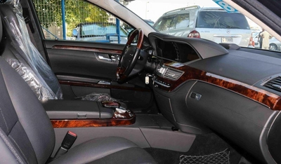 Mercedes Benz S600 LARGE-7