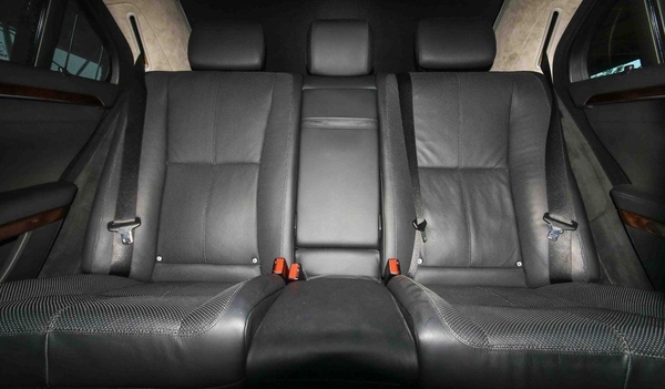 Mercedes Benz S600 LARGE