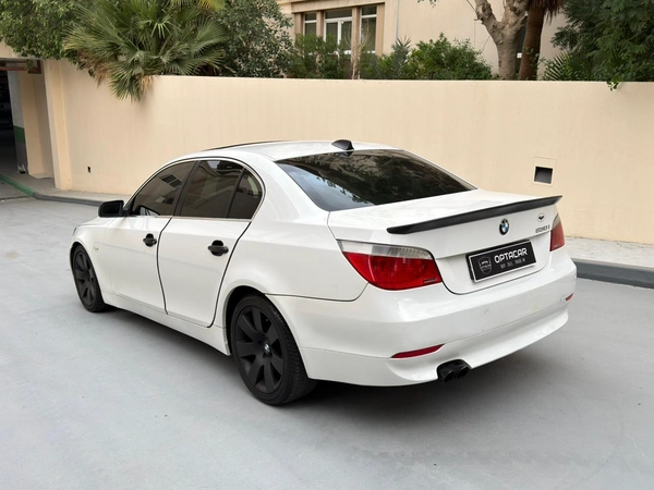 Gulf Specs 2006 BMW 530i 3.0Litre Inline-6 Cylinder