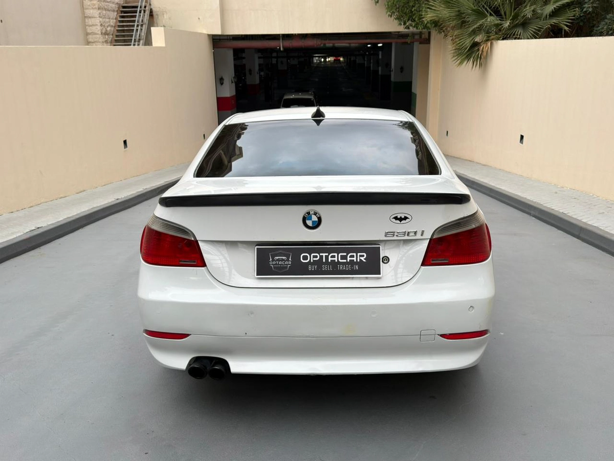 Gulf Specs 2006 BMW 530i 3.0Litre Inline-6 Cylinder-12-12