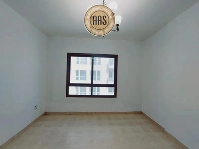 In prime location Near to mulla plaza huge 2bhk with all amenities-4