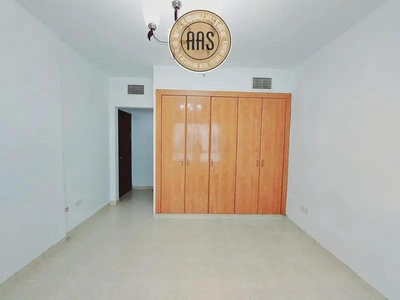 In prime location Near to mulla plaza huge 2bhk with all amenities-7