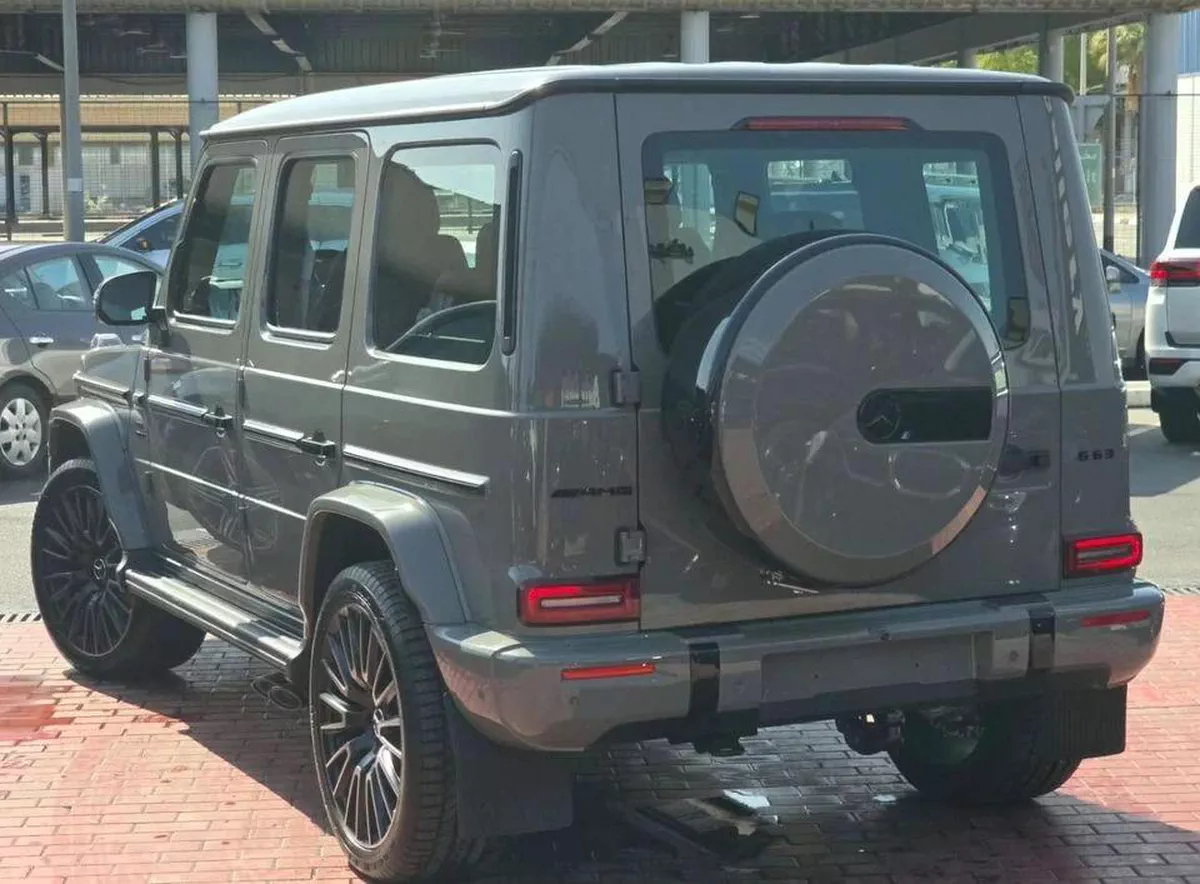Mercedes Benz G63 AMG STD Double Night Package Under Agency Warranty GCC-5-5