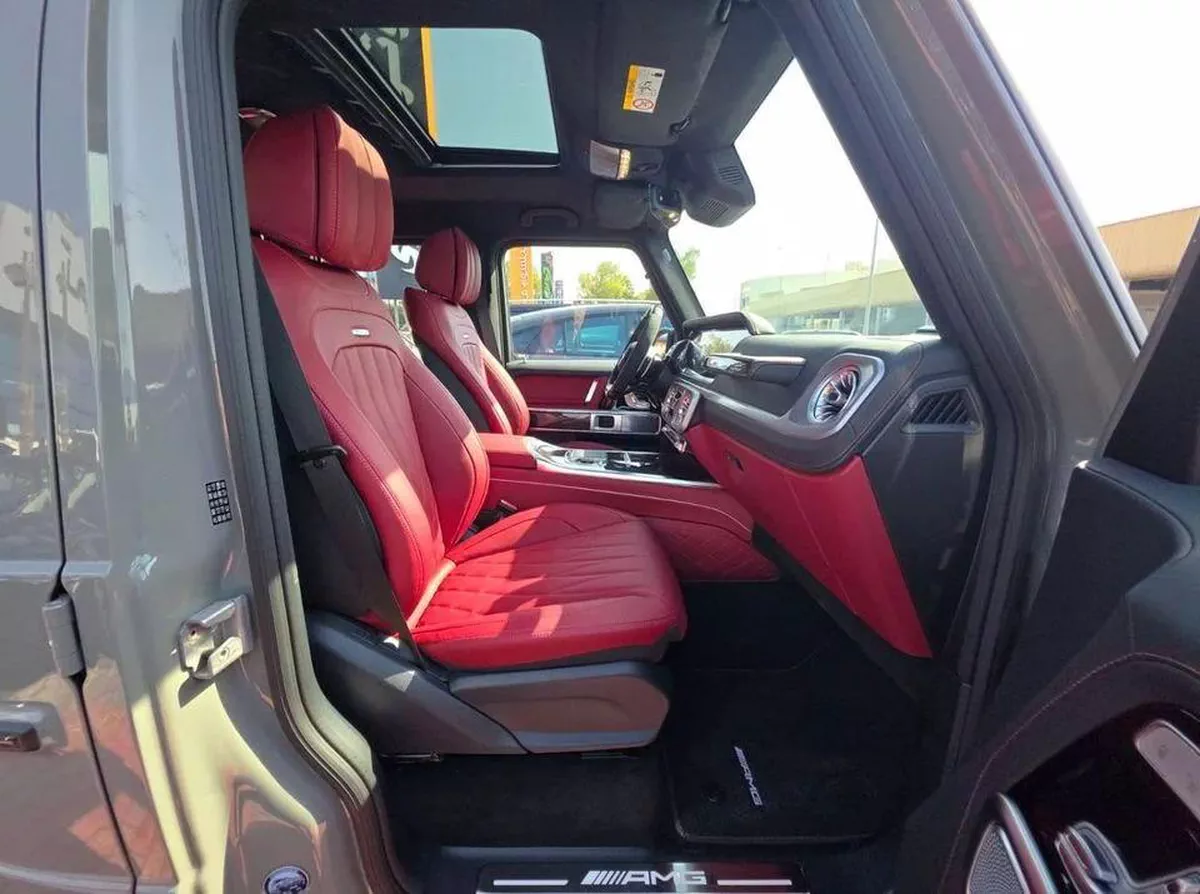 Mercedes Benz G63 AMG STD Double Night Package Under Agency Warranty GCC-4-4