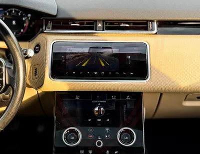 Land Rover Range Rover Velar S Range Rover Velar | 2.0 L | 2019 | GCC | Accident-Free | In Excellent Condition | 1380 P-17