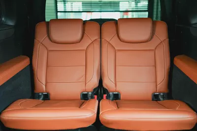 Mercedes Benz GLS 500 4 MATIC-GCC-7 Seats-AMG Body Styling-Full Options-Excellent Condition-17