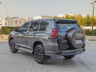 TOYOTA PRADO 2012 FACELIFTED 2023 WITH INTERIOR AND EXTERIOR V4 2.7L GCC IN EXCELLENT CONDITION-11