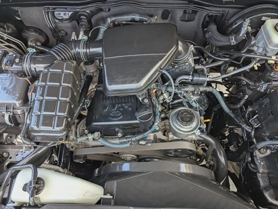 TOYOTA PRADO 2012 FACELIFTED 2023 WITH INTERIOR AND EXTERIOR V4 2.7L GCC IN EXCELLENT CONDITION-7