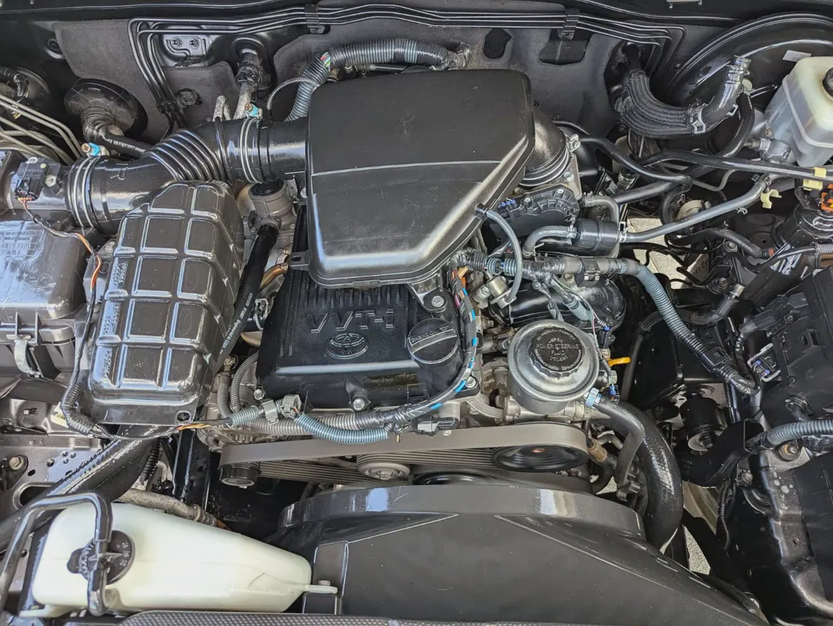 TOYOTA PRADO 2012 FACELIFTED 2023 WITH INTERIOR AND EXTERIOR V4 2.7L GCC IN EXCELLENT CONDITION