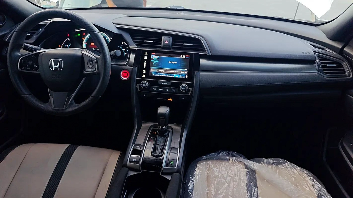 2018 Honda Civic LX Sport - American Specs - GCC Ready-6-6