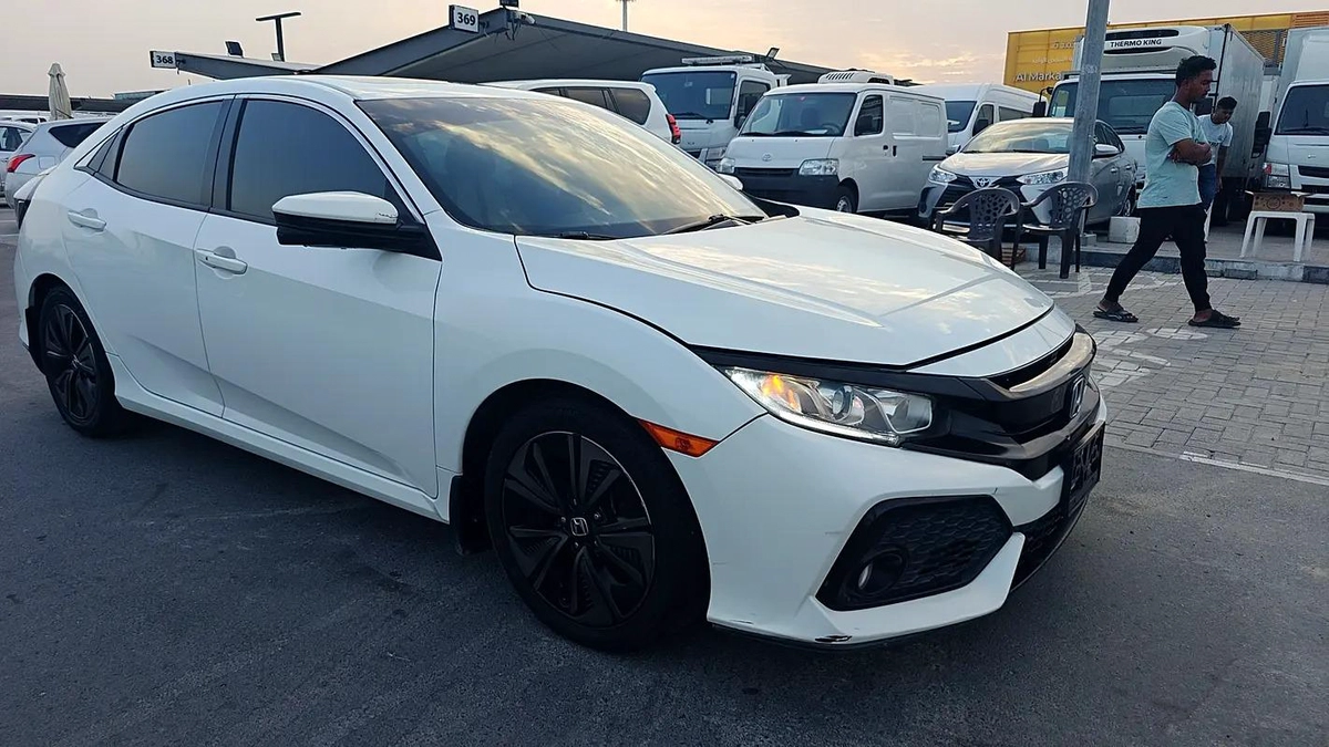2018 Honda Civic LX Sport - American Specs - GCC Ready-5-5