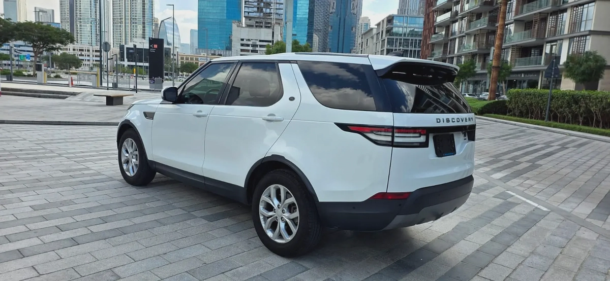 2019 Land Rover Discovery SE-Excellent Condition-Original Paint-Bank Finance Available-7-7