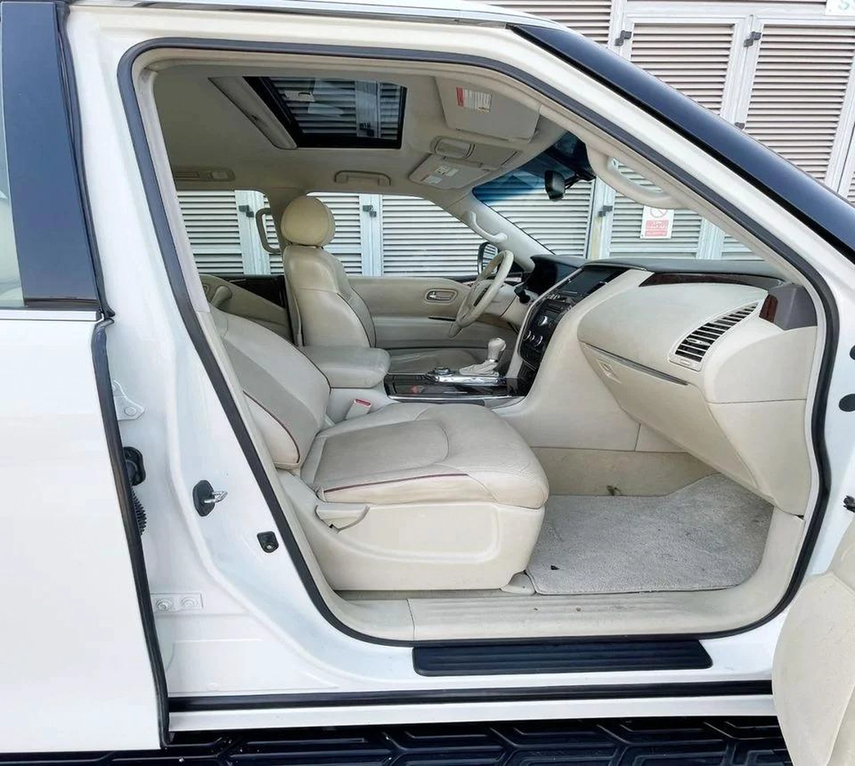Nissan Patrol SE T1 5.6L AW Rostamani-15-15