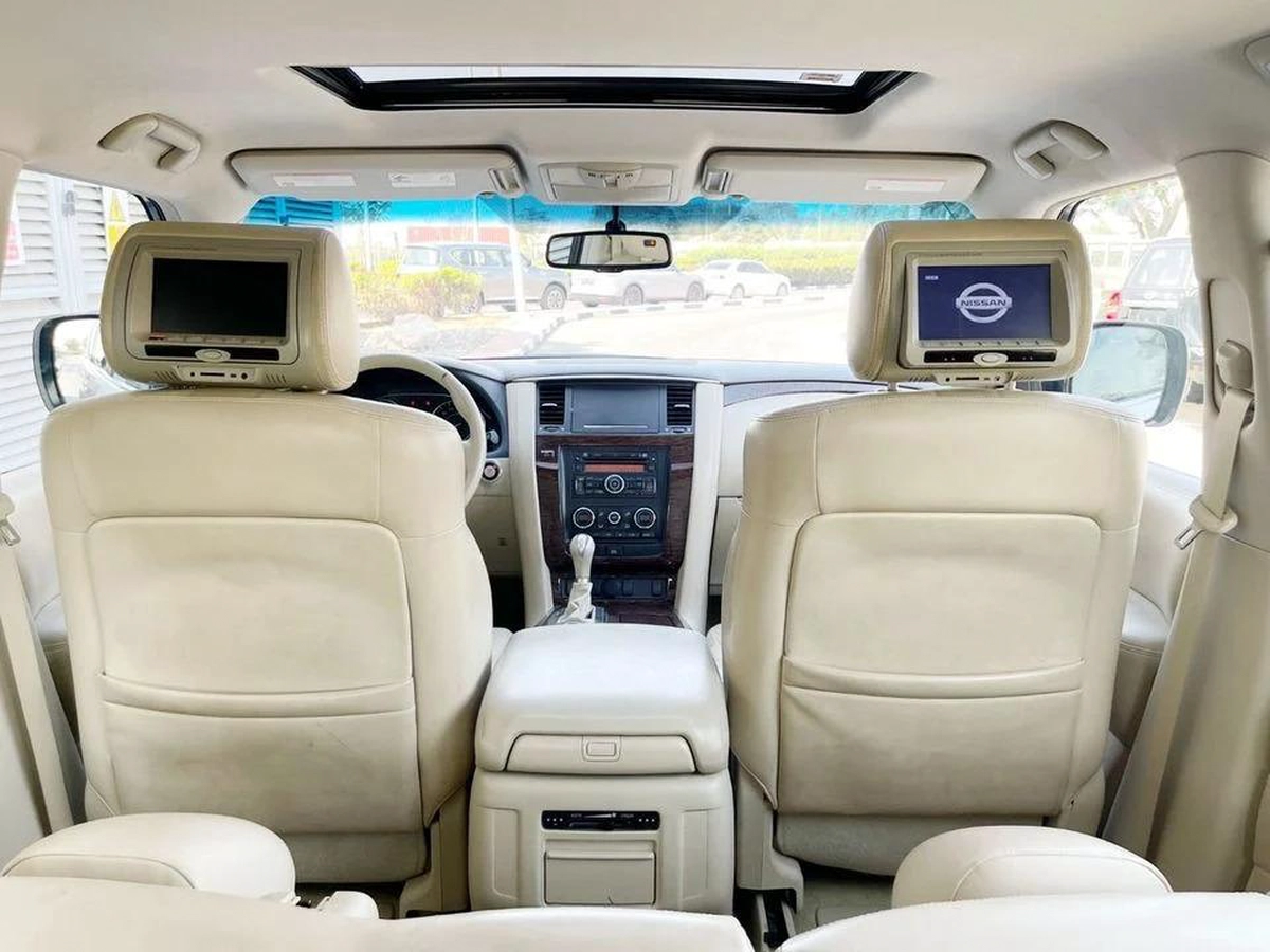 Nissan Patrol SE T1 5.6L AW Rostamani-12-12
