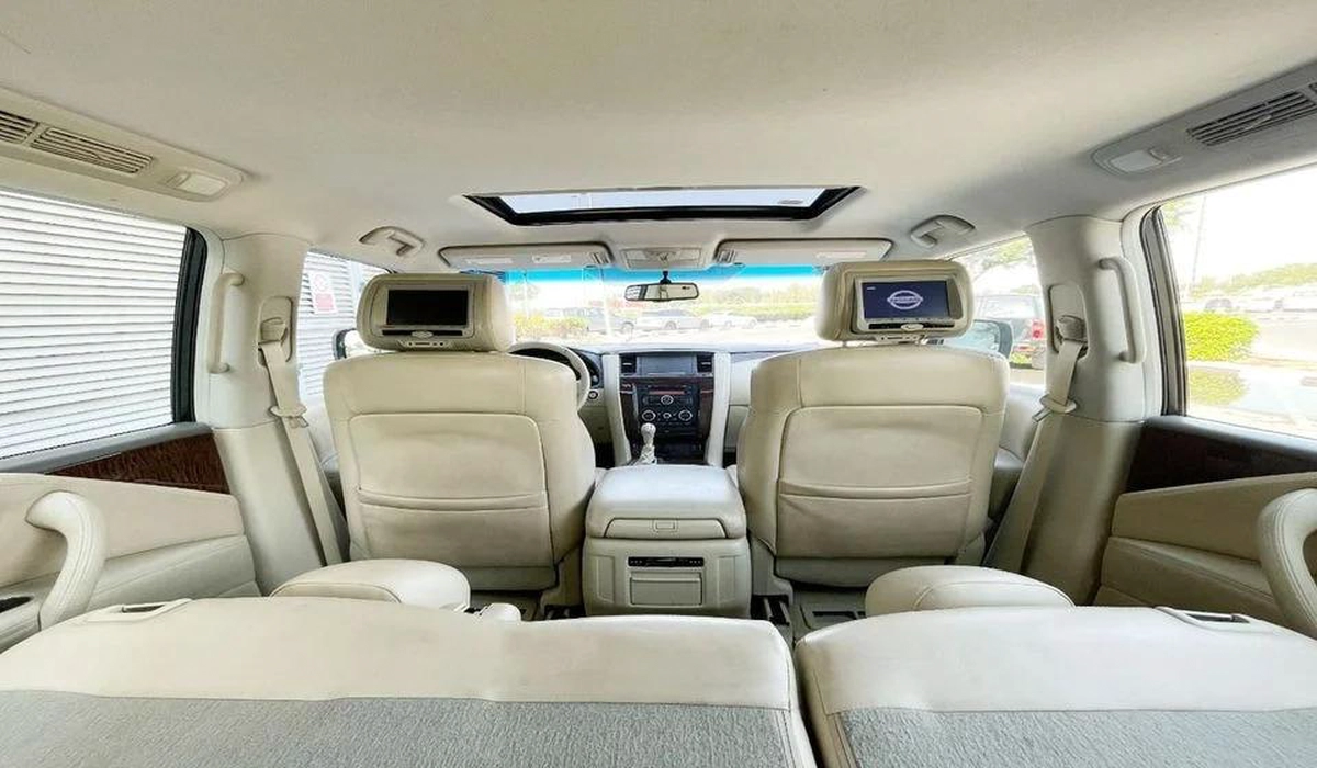 Nissan Patrol SE T1 5.6L AW Rostamani-4-4