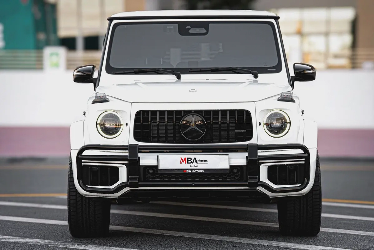 2025 | Mercedes G63 2025 | 3K KM only | Warranty | DoubleNP | White-1-1