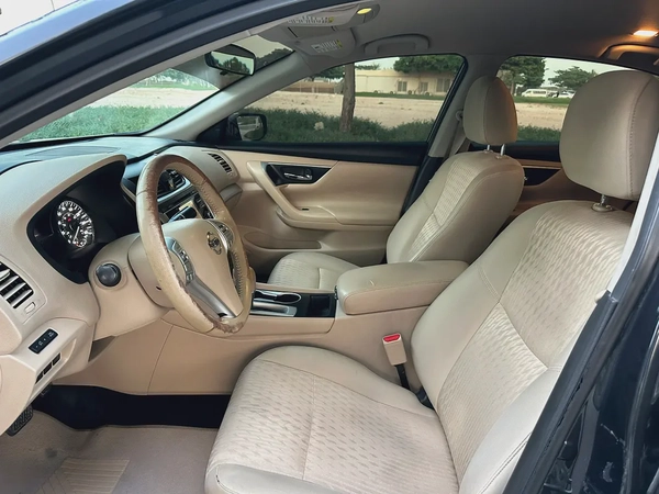2017 Nissan Altima SV - American Specs