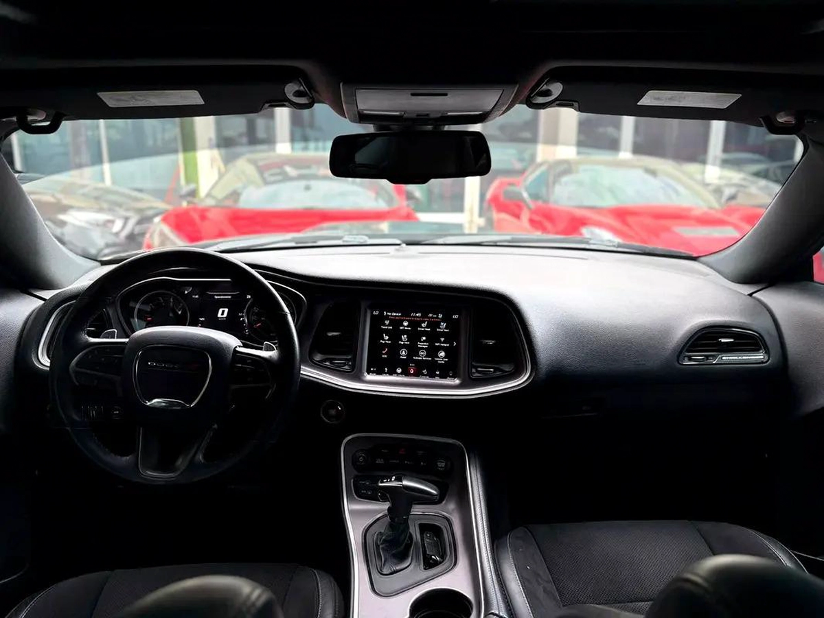 DODGE CHALLENGER SCATPACK 392 IMPORT 2019 FULL OPTION PERFECT CONDITION-2-2