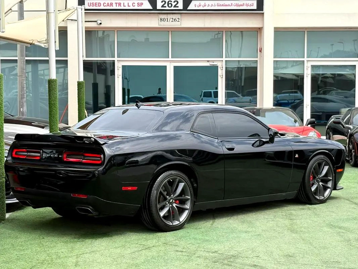 DODGE CHALLENGER SCATPACK 392 IMPORT 2019 FULL OPTION PERFECT CONDITION-5-5