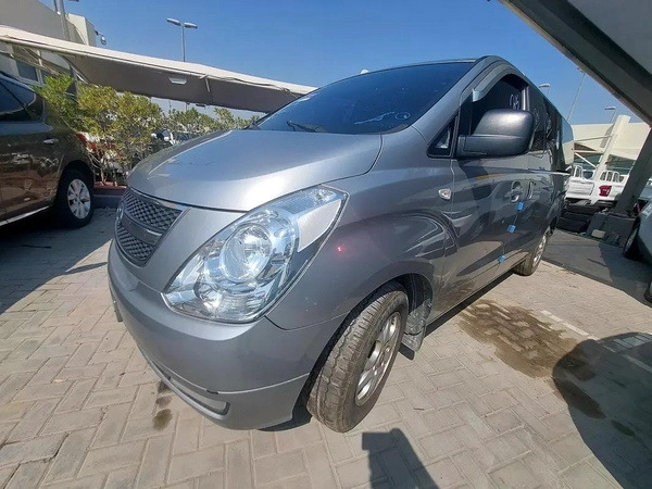 هيونداي H1 كراند ستار اكس 2015