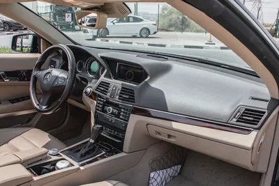 Mercedes-Benz E-Class E 350 - 2011 - Japanese Specs - Pristine Condition-16