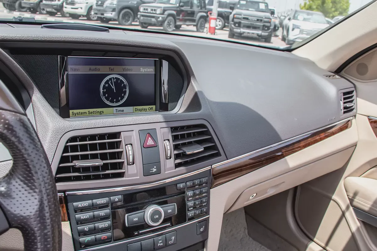Mercedes-Benz E-Class E 350 - 2011 - Japanese Specs - Pristine Condition-15-15