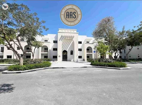 Green Lush Community ☆ New Building ☆ 1 Month Free ☆ Vacant ☆ Ready to Move