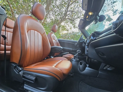 MINI COOEPR S Convertible | Drives Smooth | Full Option-9