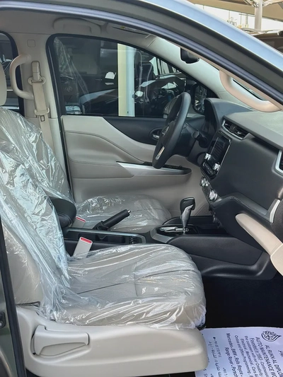Nissan X-Terra | 2021 | GCC | 107,000 km | Titanium Grey / Beige | First Owner | Agency Maintained-10