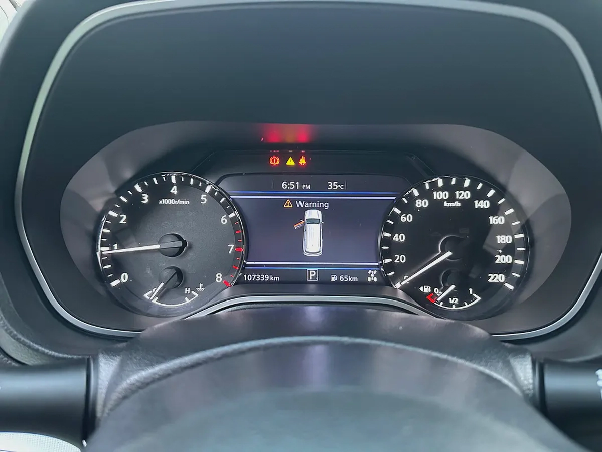 Nissan X-Terra | 2021 | GCC | 107,000 km | Titanium Grey / Beige | First Owner | Agency Maintained-7-7