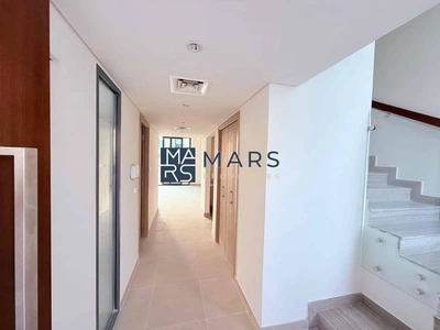 🏡 Luxurious 4-Bedroom Villa for Rent in Ajmal Makan City Sharjah Waterfront 🌊-8