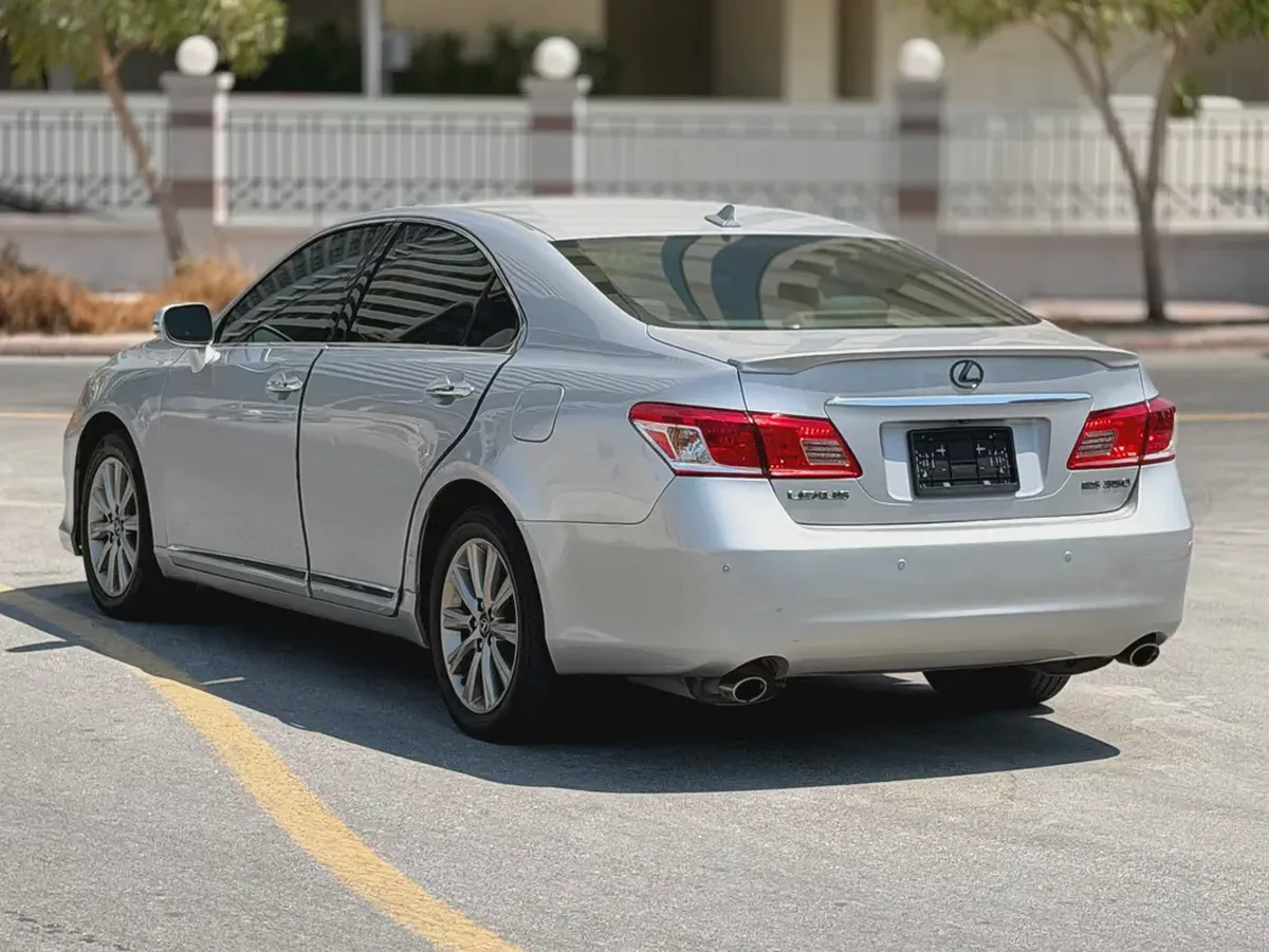 2010 Lexus ES 350 - American Specs-12-12