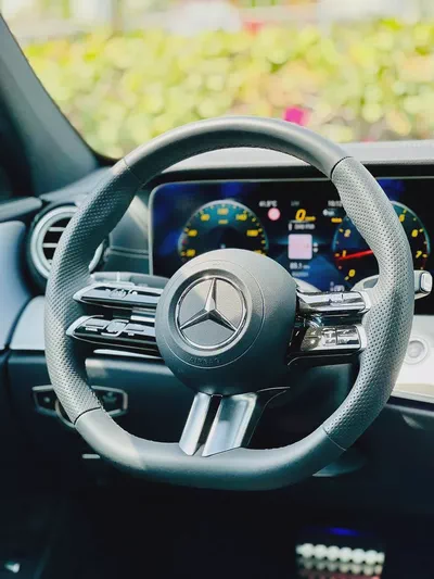 MERCEDES BENZ E200 AMG | BRAND NEW | GCC SPECS | YEAR: 2023-2