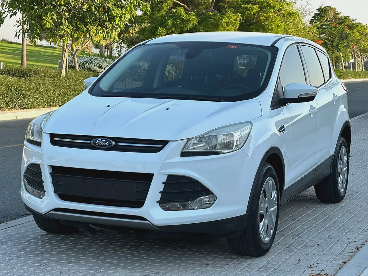 Ford Escape SE 2016 GCC Specs - Excellent Condition-1-1