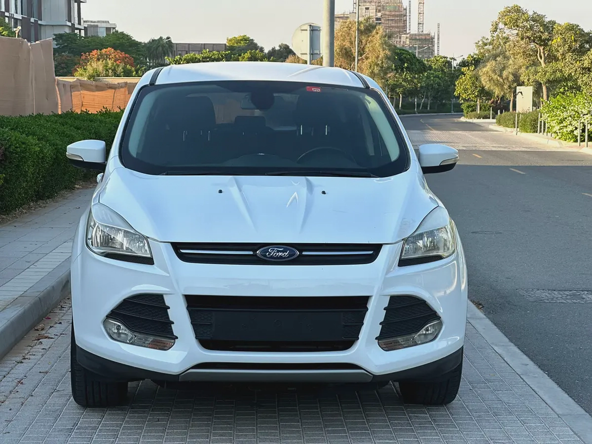 Ford Escape SE 2016 GCC Specs - Excellent Condition-2-2