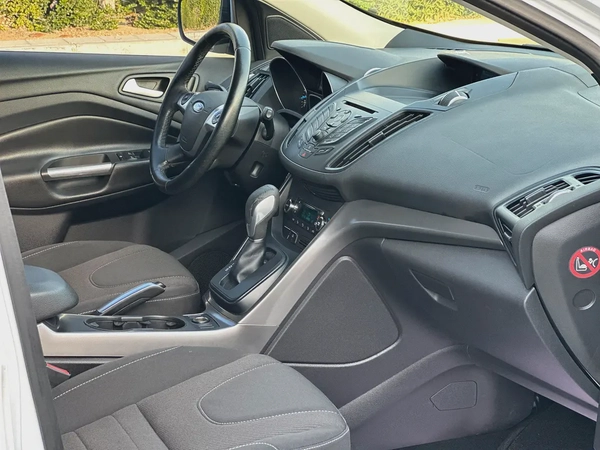 Ford Escape SE 2016 GCC Specs - Excellent Condition