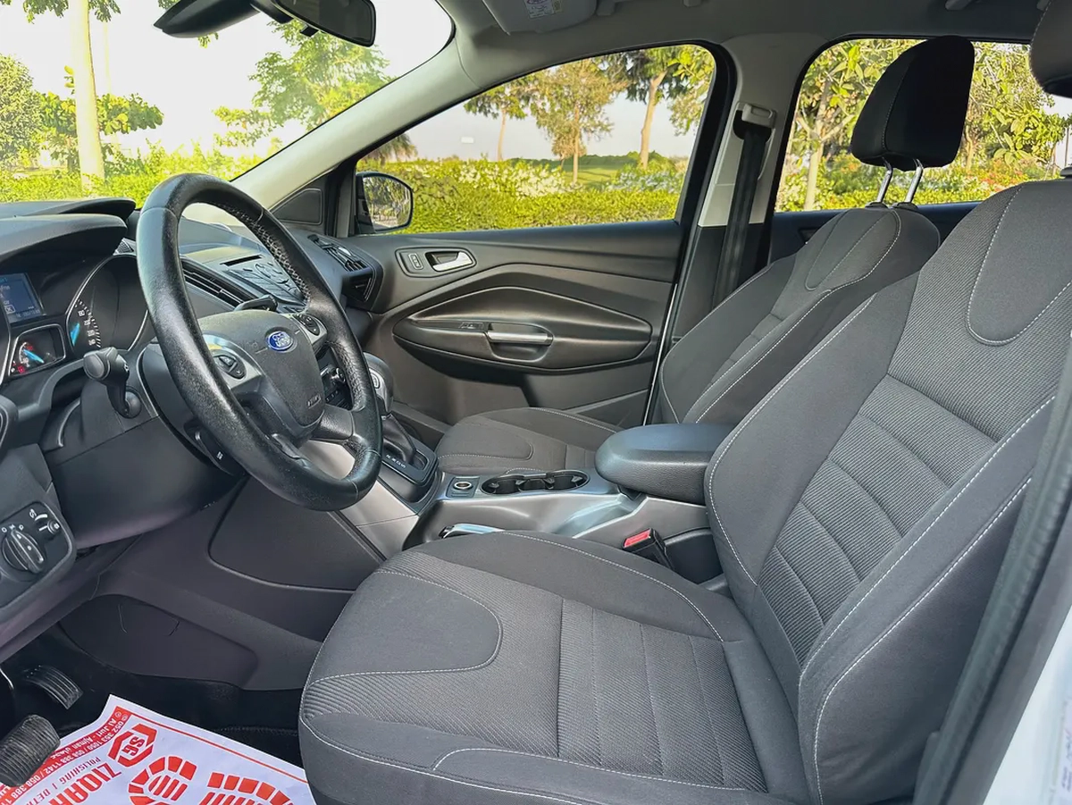 Ford Escape SE 2016 GCC Specs - Excellent Condition-10-10
